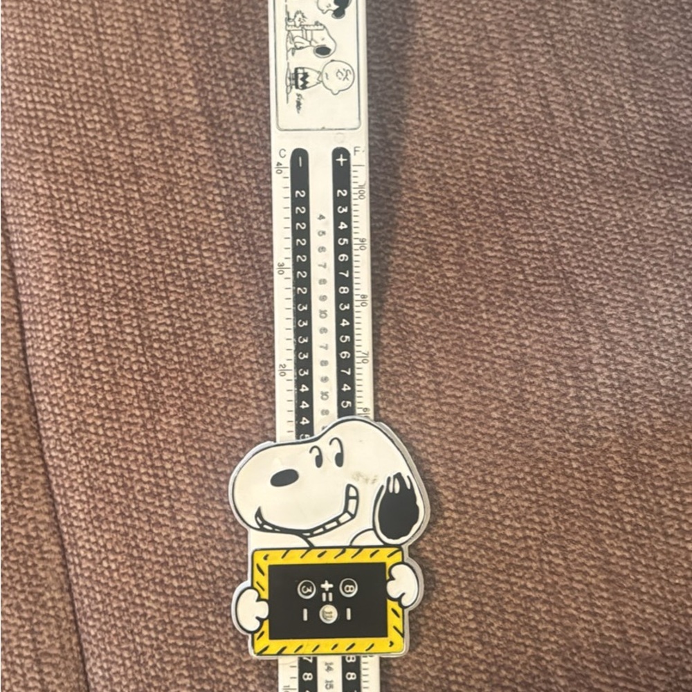 Vintage Snoopy Ruler with Chalkboard Design from the late 70’s. Like new.